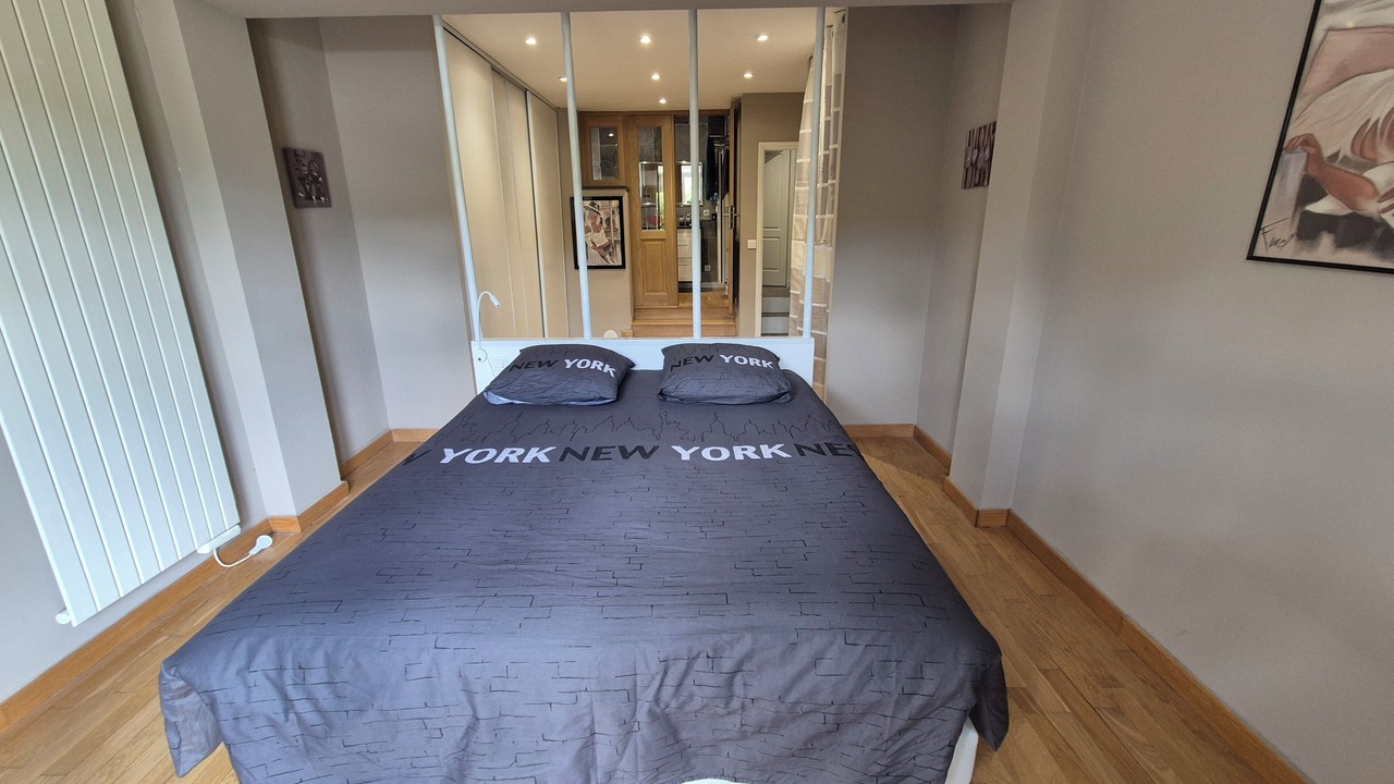 Photo of Bedroom in Seranon