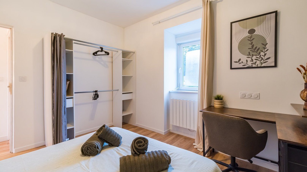 Photo of Bedroom in Lannion