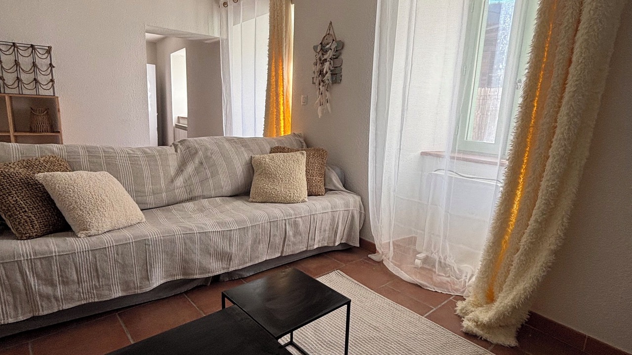 Photo of Livingroom in Mazuby