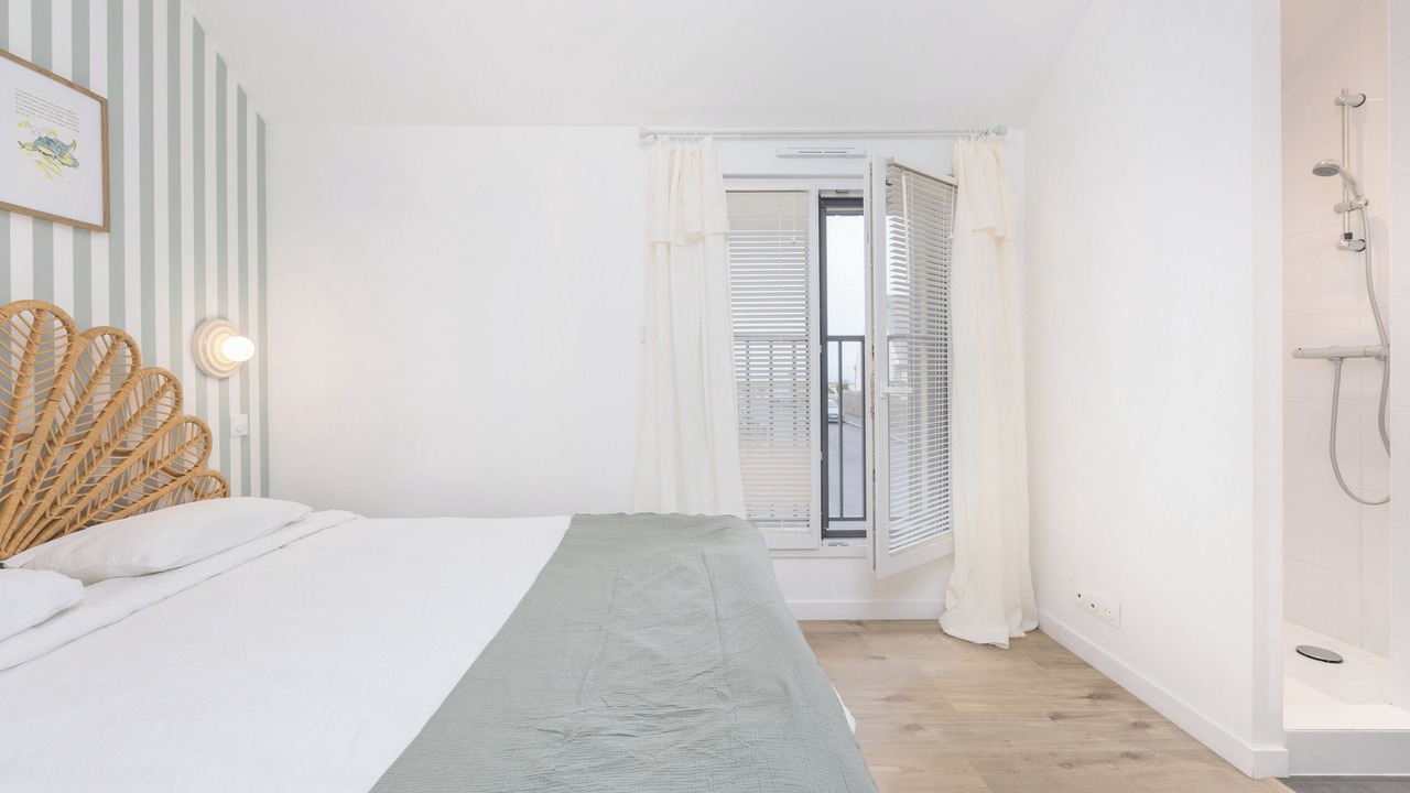 Photo of Bedroom in Saint-Lunaire