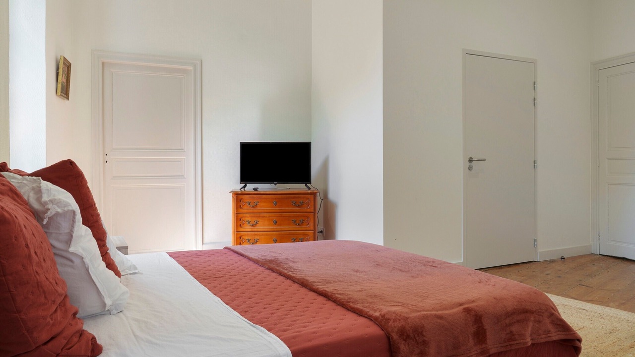Photo of Bedroom in Vic-en-Bigorre