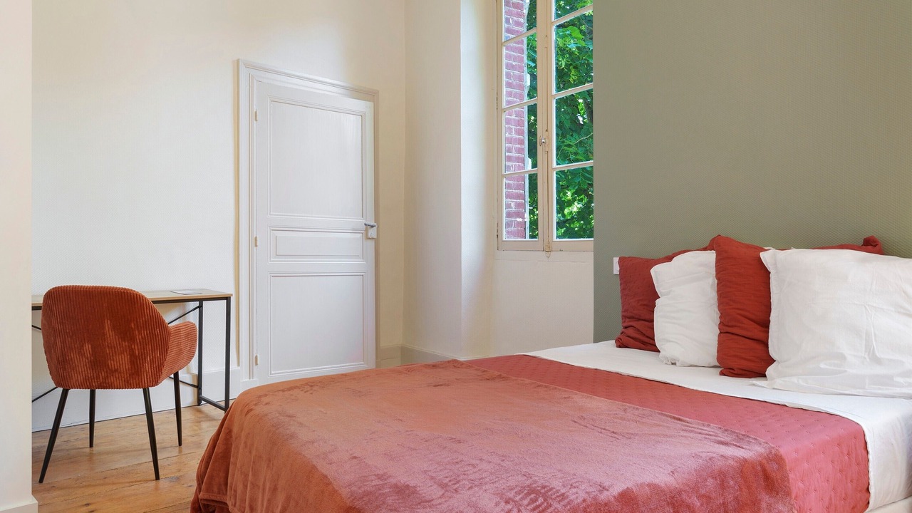 Photo of Bedroom in Vic-en-Bigorre