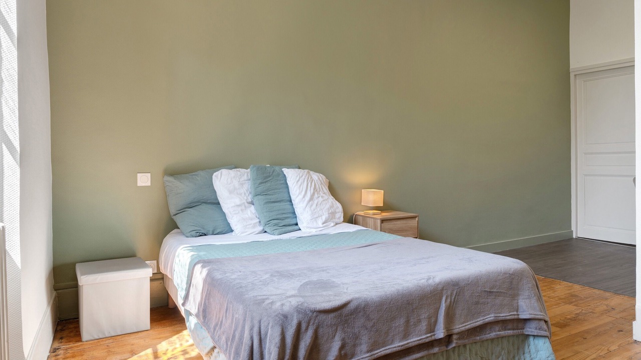 Photo of Bedroom in Vic-en-Bigorre