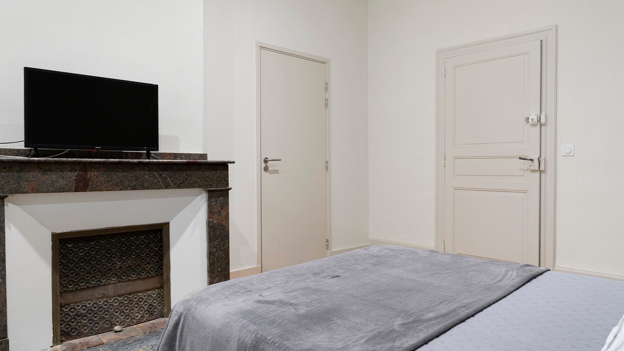 Photo of Bedroom in Vic-en-Bigorre