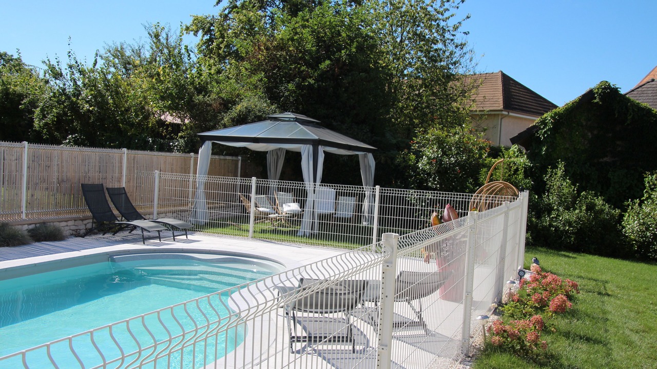 Photo of Outdoor in Bouy