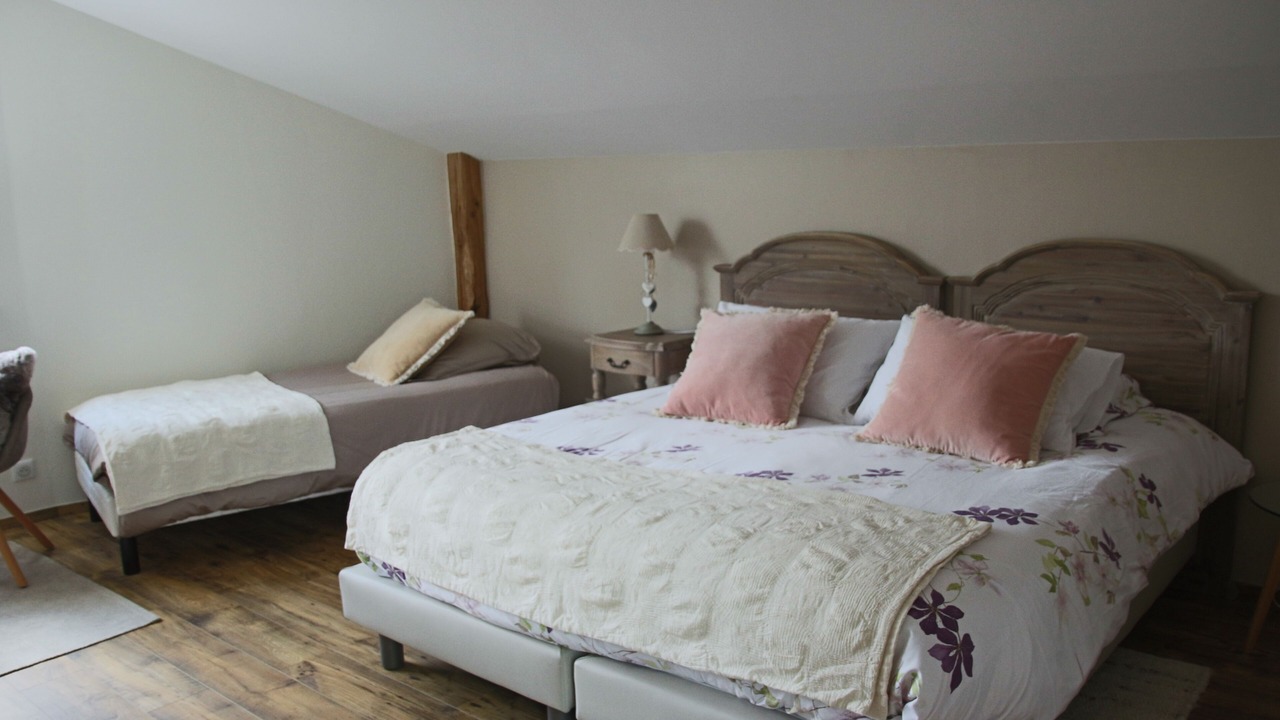 Photo of Bedroom in Bouy
