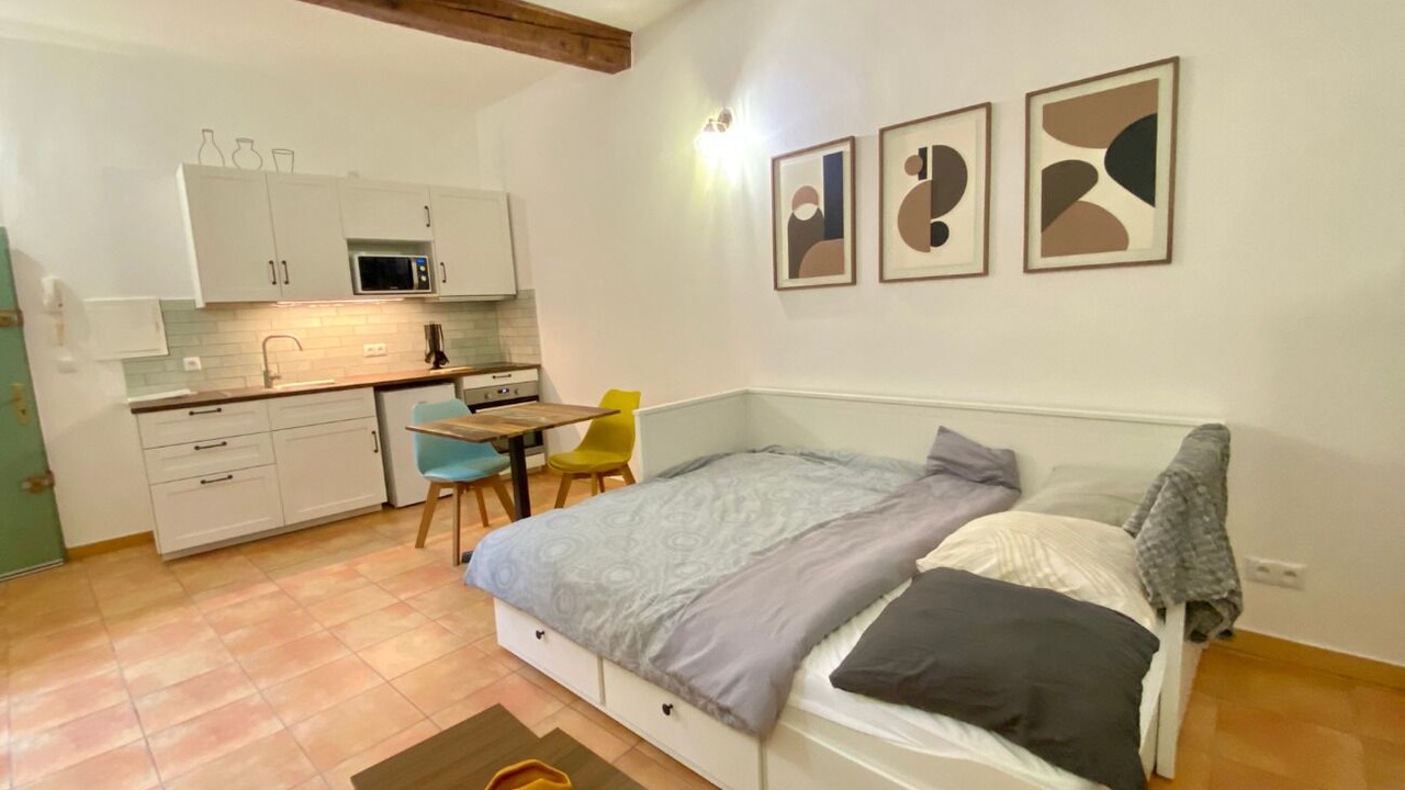 Photo of Bedroom in Nimes City Centre