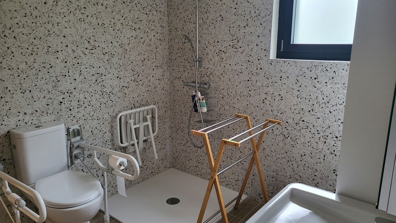 Photo of Bathroom in Boulazac-Isle-Manoire