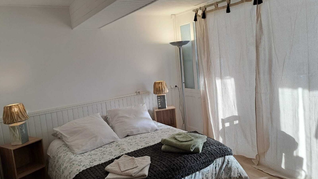 Photo of Bedroom in Forges-les-Bains