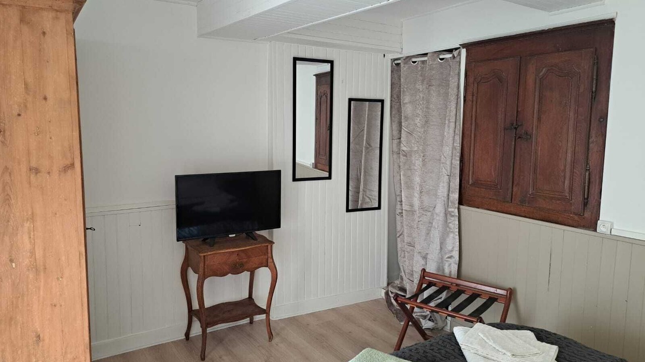 Photo of Bedroom in Forges-les-Bains