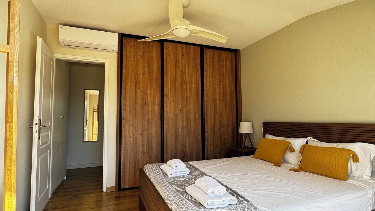 Photo of Bedroom in Rochefort-du-Gard