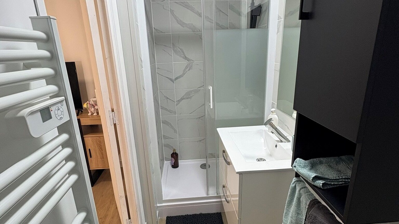 Photo of Bathroom in Saint-Florentin