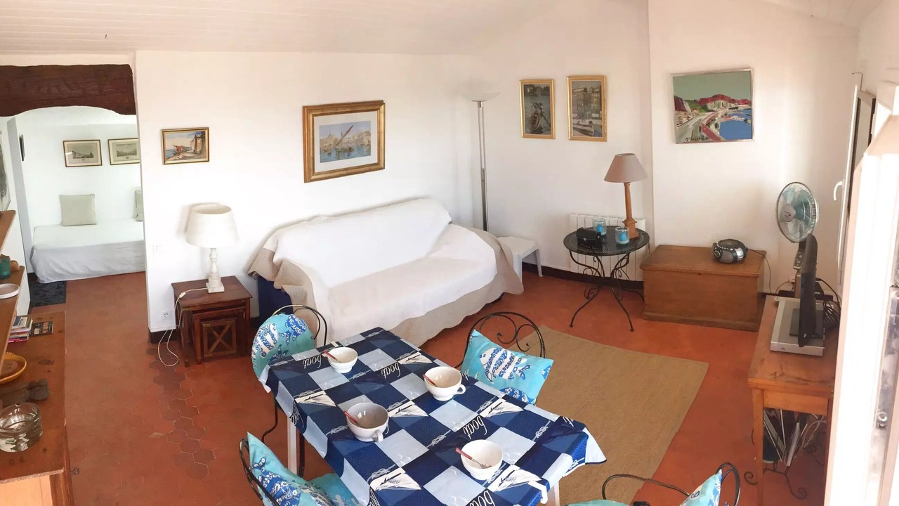 Photo of Livingroom in Bandol