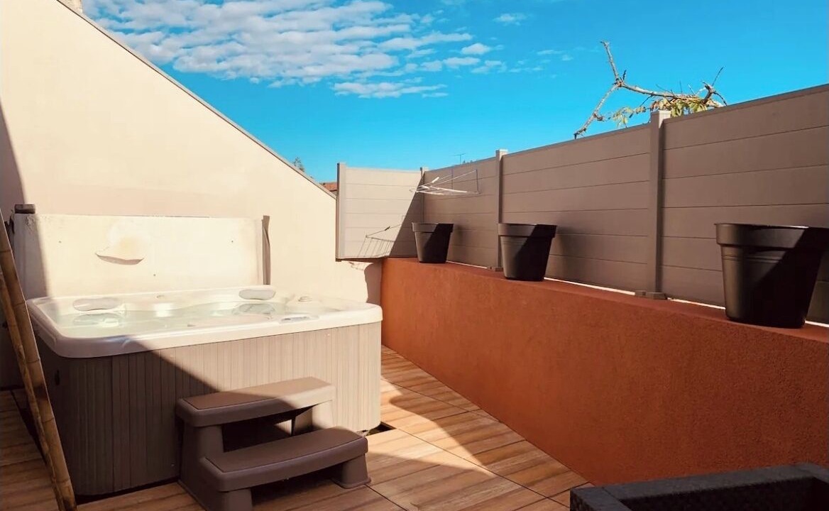 Photo of Outdoor in Baccarat