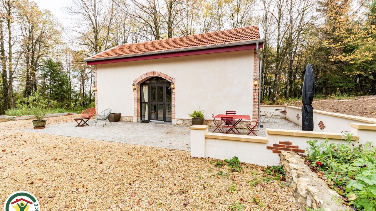 Photo of Outdoor in Les Grandes-Loges