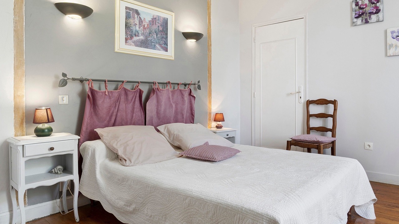 Photo of Bedroom in Pontiacq-Viellepinte