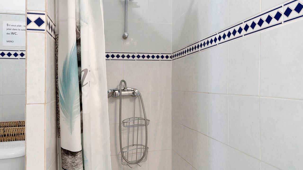 Photo of Bathroom in Pontiacq-Viellepinte