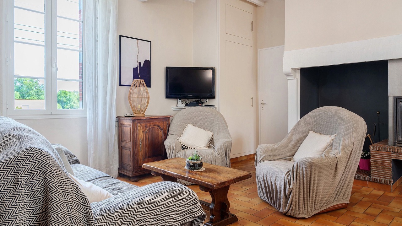 Photo of Livingroom in Pontiacq-Viellepinte