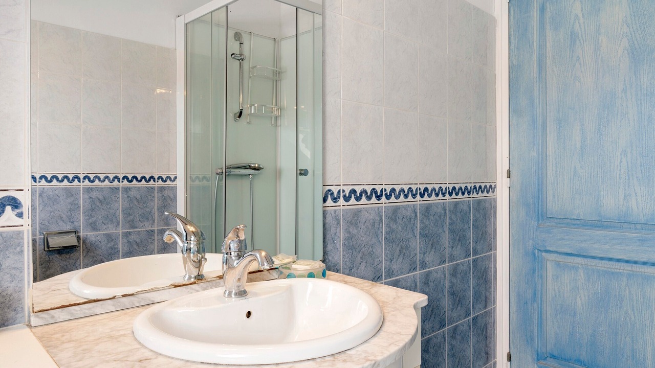 Photo of Bathroom in Pontiacq-Viellepinte