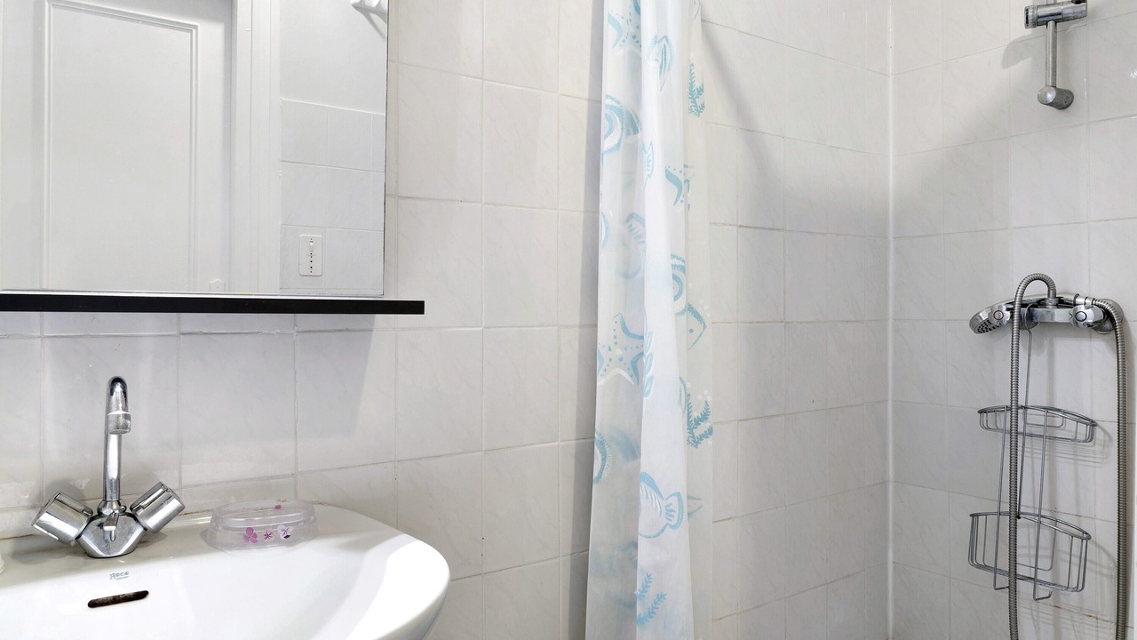 Photo of Bathroom in Pontiacq-Viellepinte