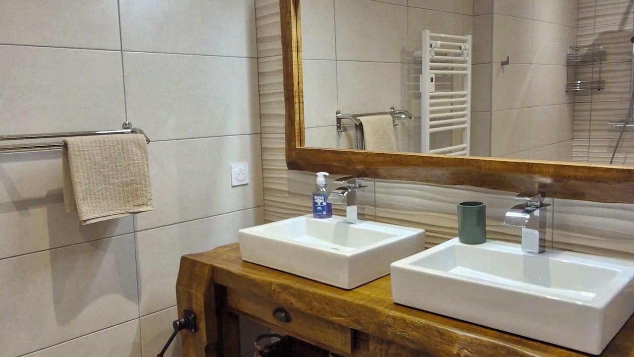 Photo of Bathroom in Les Eyzies