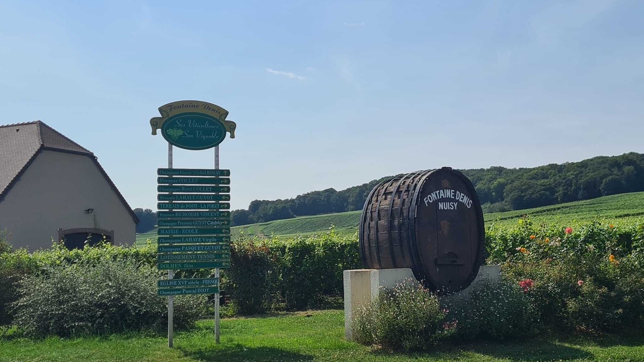 Photo of Outdoor in Fontaine-Denis-Nuisy