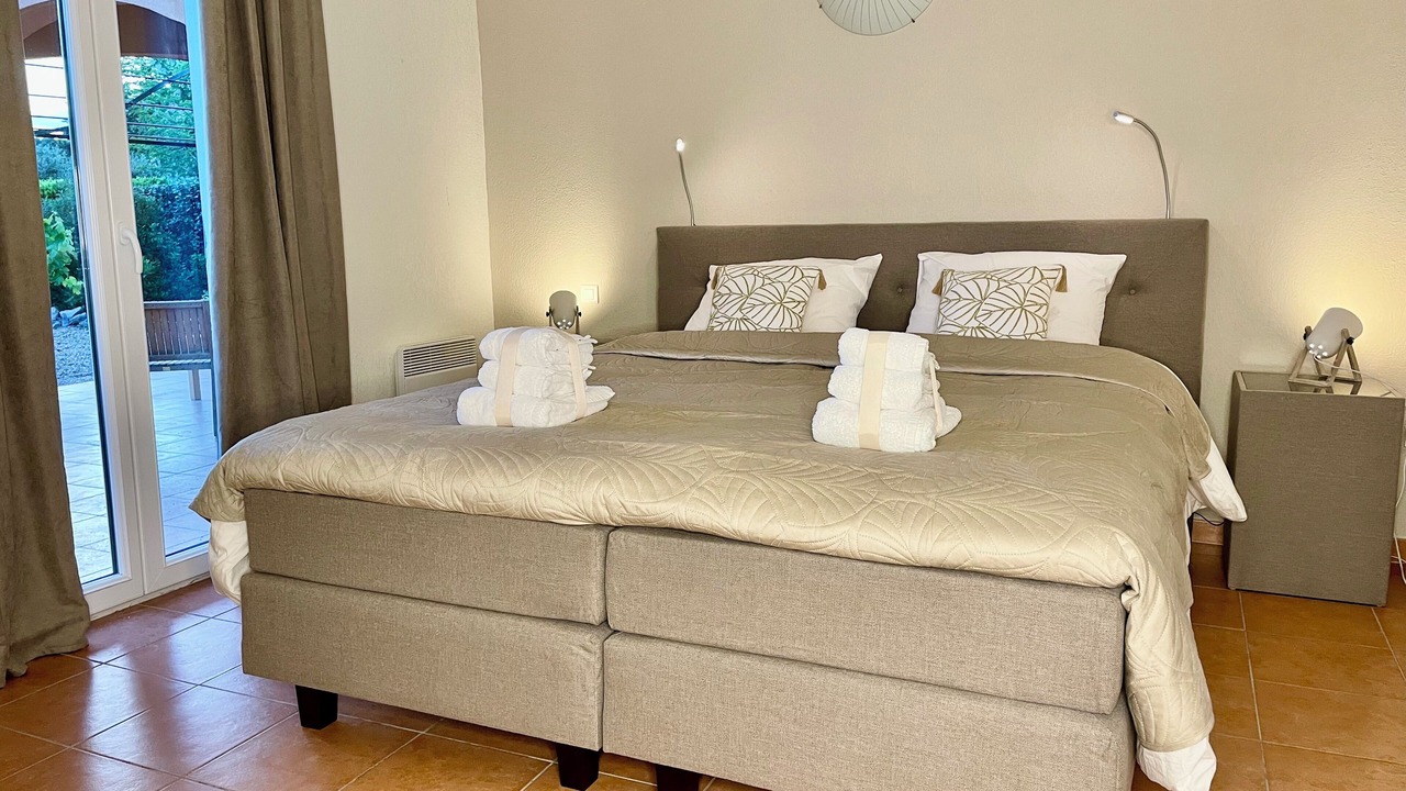 Photo of Bedroom in Aups