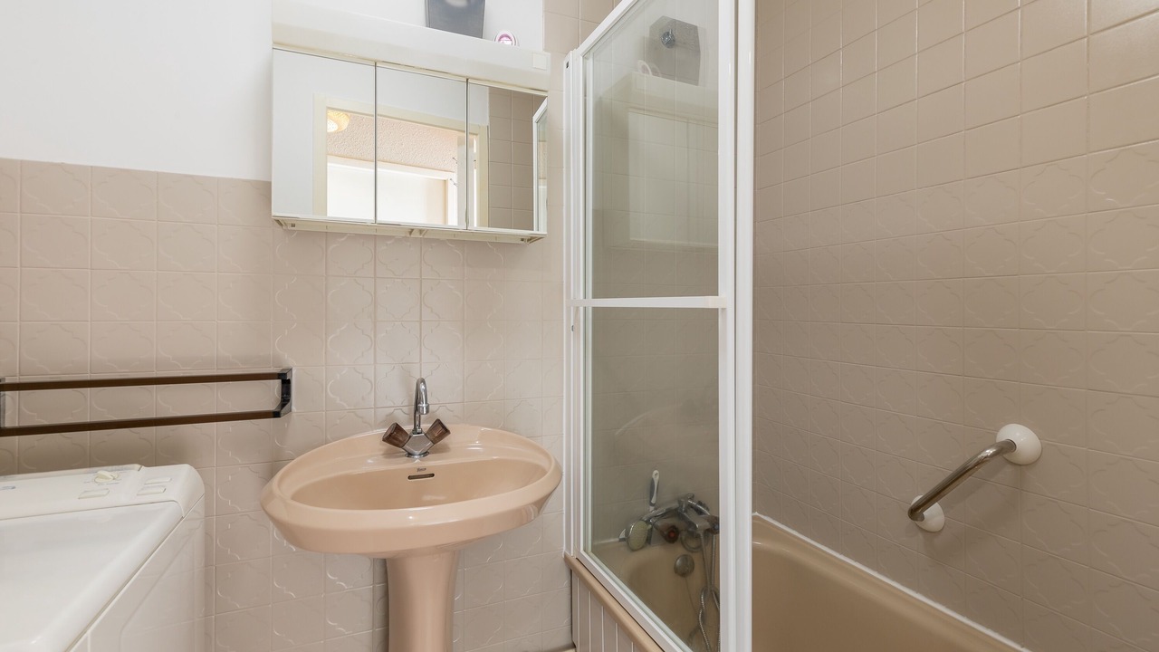 Photo of Bathroom in Embrun
