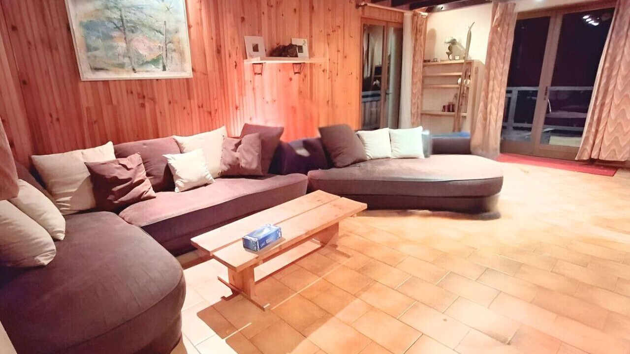 Photo of Livingroom in Real