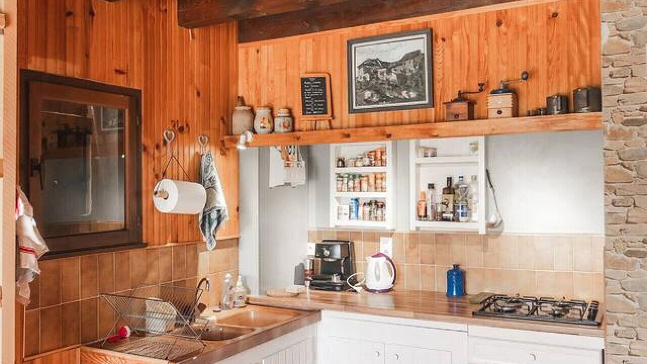 Photo of Kitchen in Real
