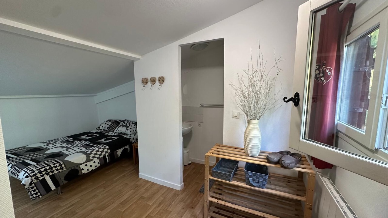 Photo of Bedroom in Montferrat