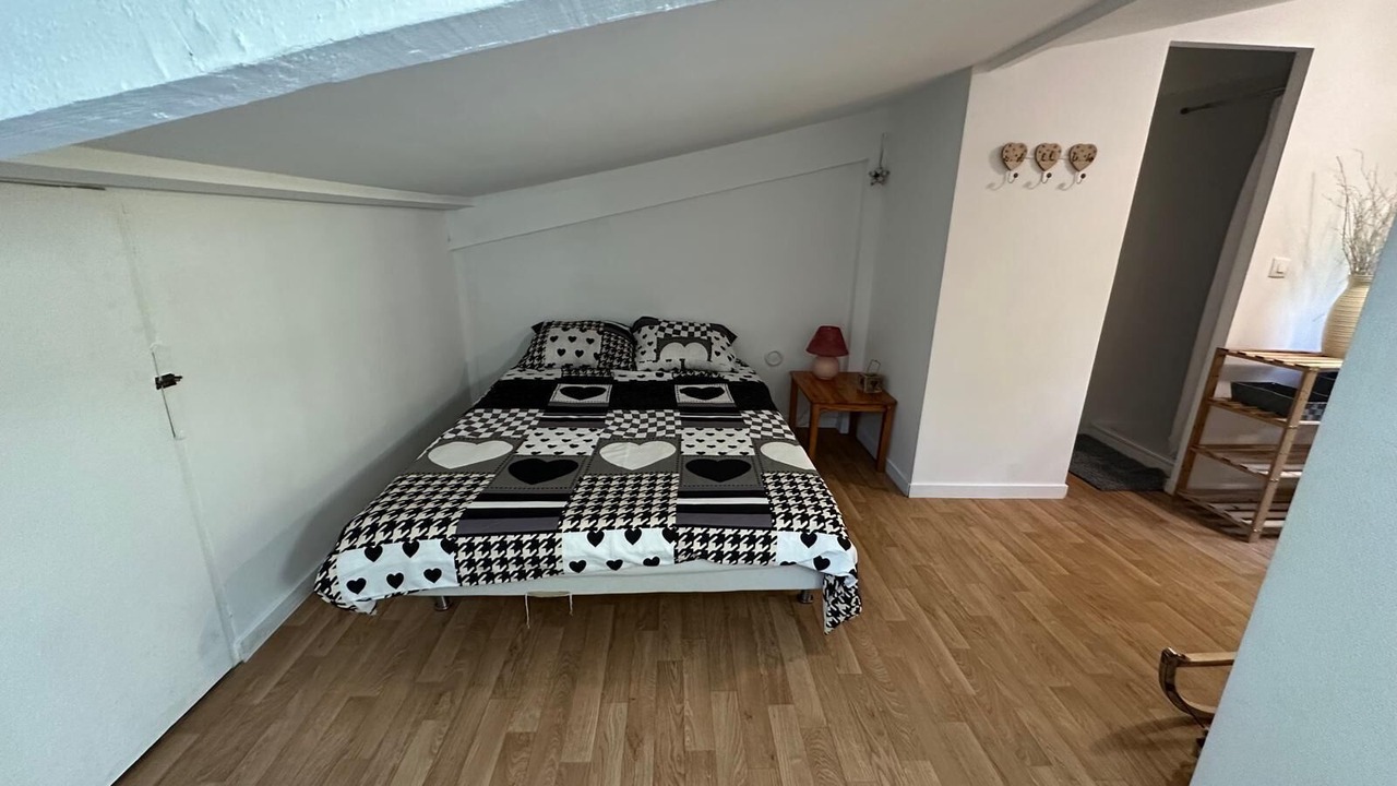 Photo of Bedroom in Montferrat