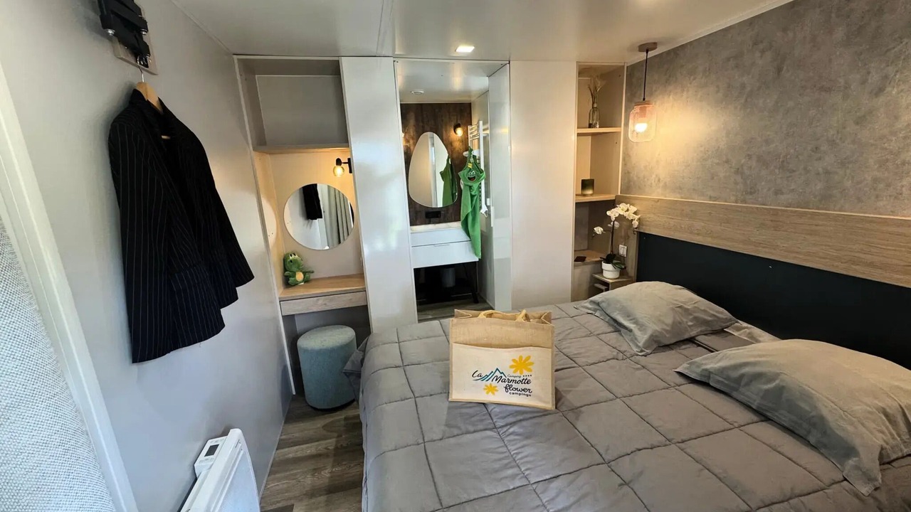 Photo of Bedroom in Savignac-les-Ormeaux