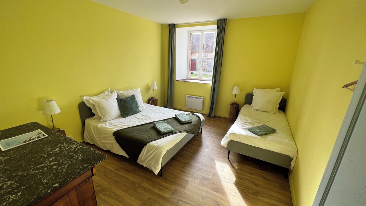 Photo of Bedroom in Lailly