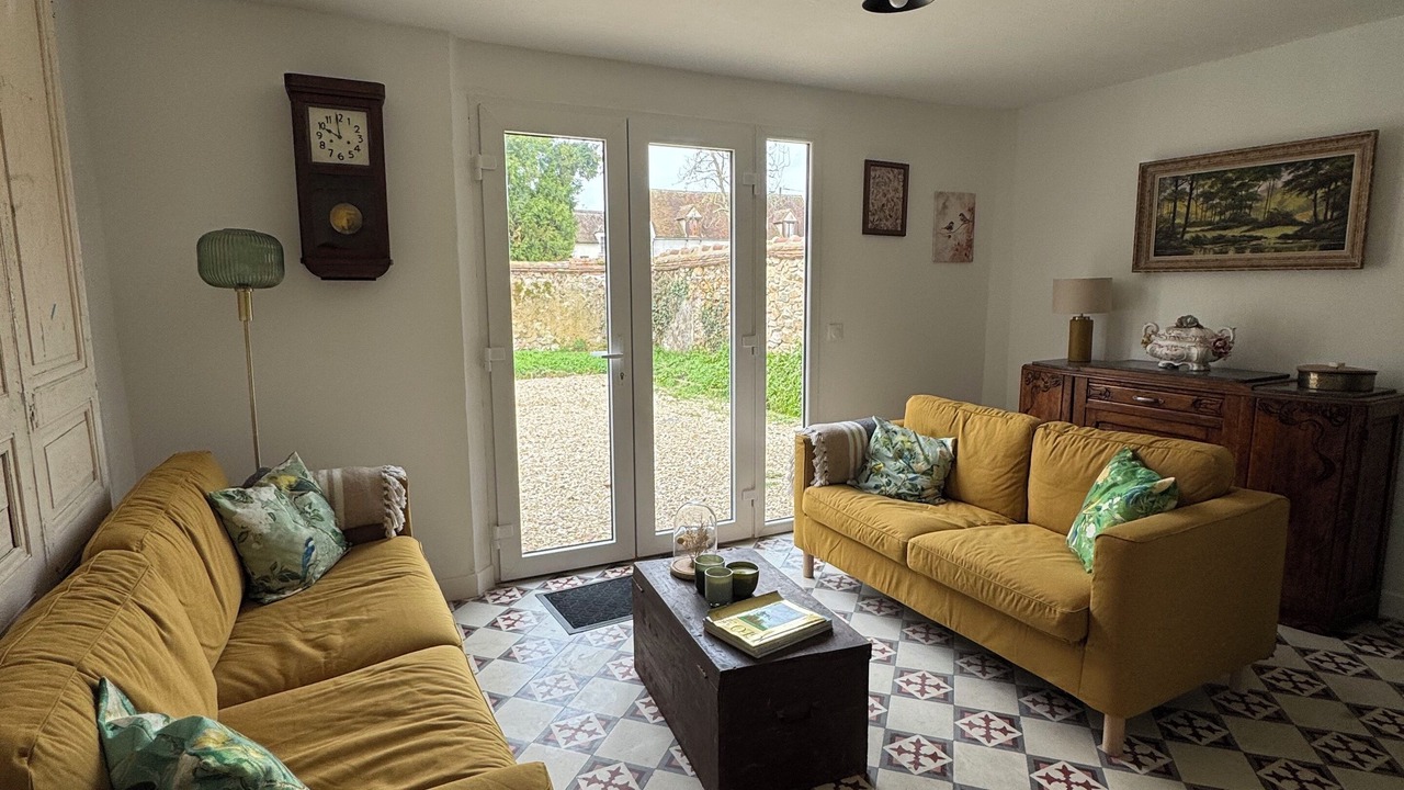 Photo of Livingroom in Courgenay