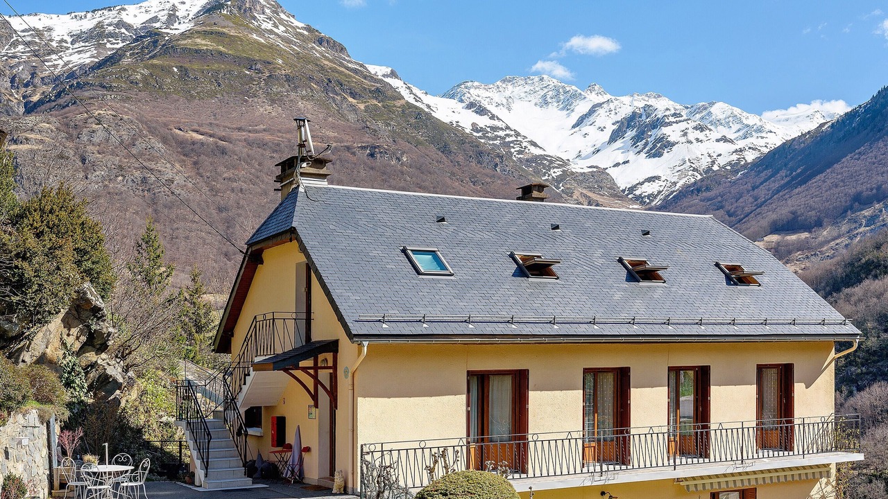 Photo of Outdoor in Gedre
