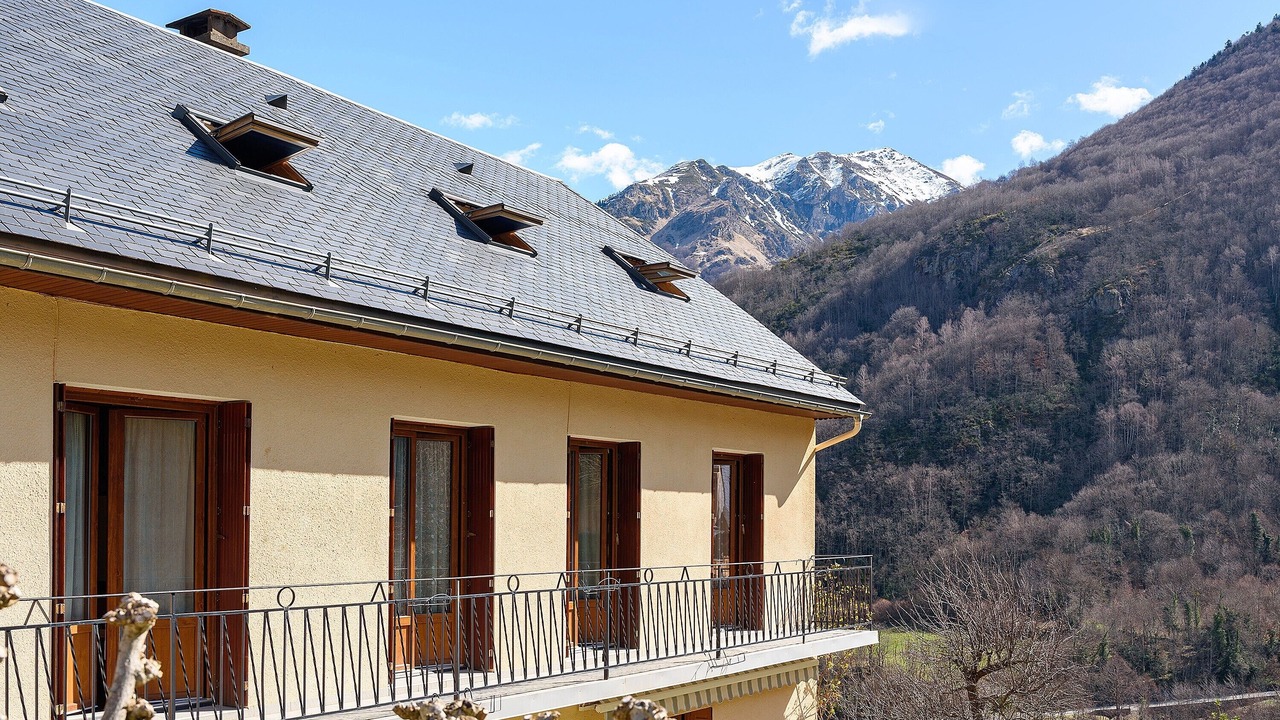 Photo of Outdoor in Gedre