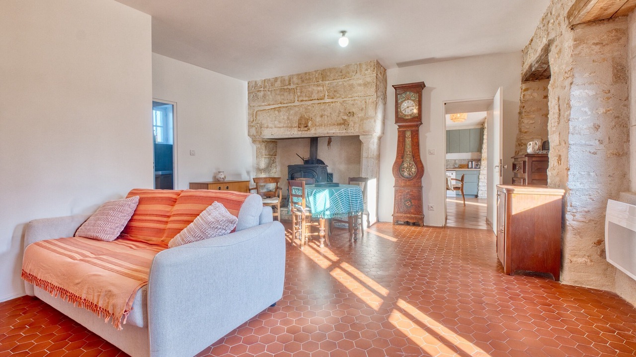 Photo of Livingroom in Sorges-et-Ligueux-en-Perigord