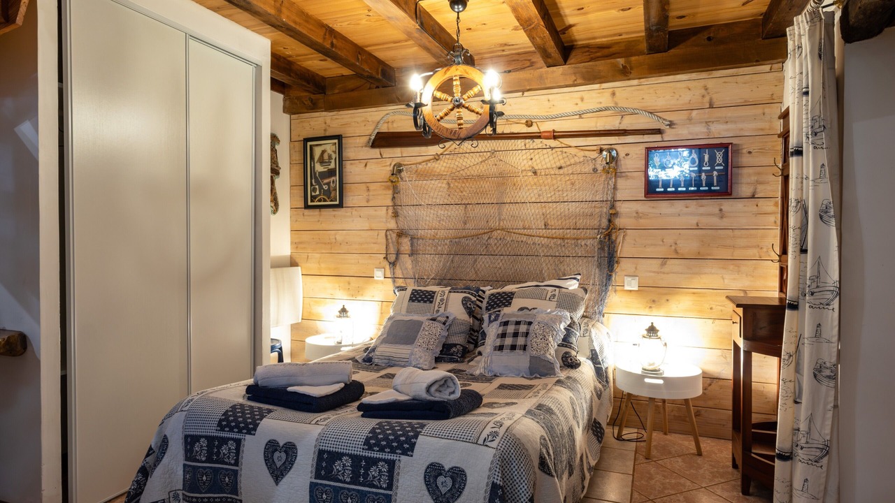 Photo of Bedroom in Lannion
