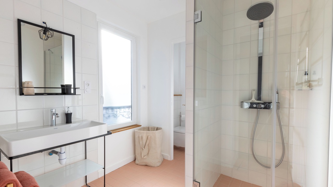 Photo of Bathroom in Centre Erlon
