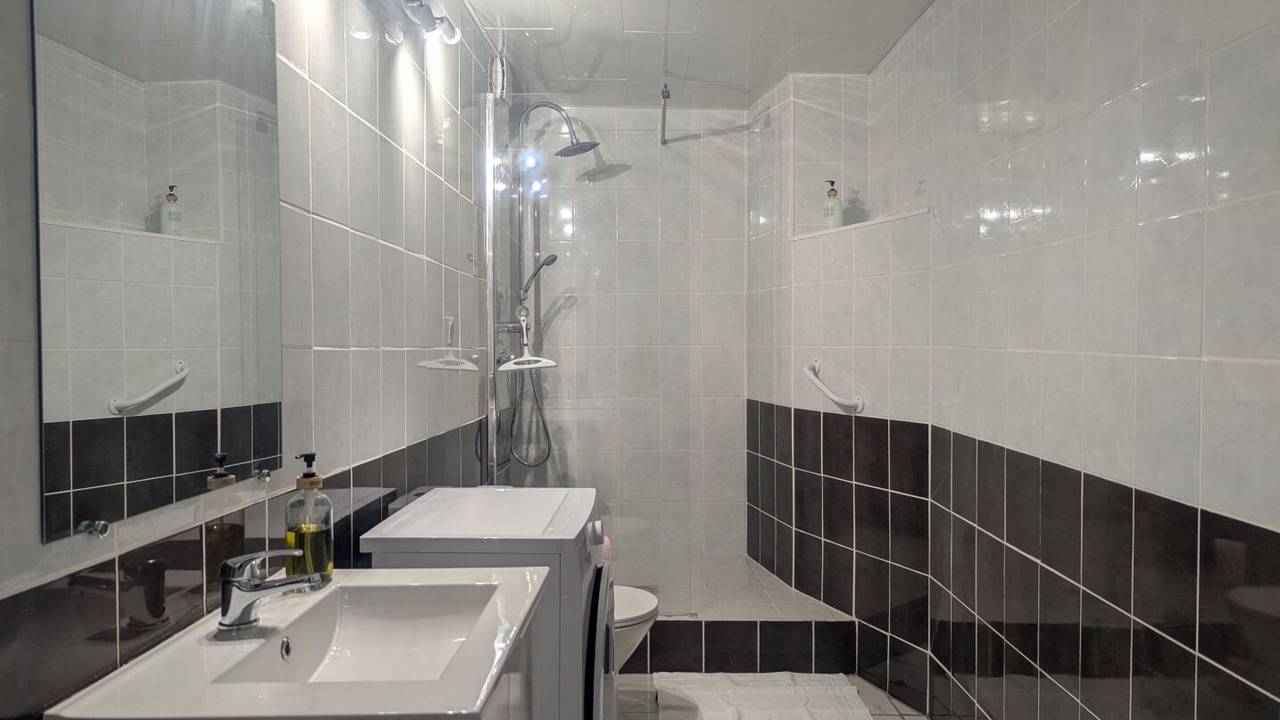 Photo of Bathroom in Gudmont
