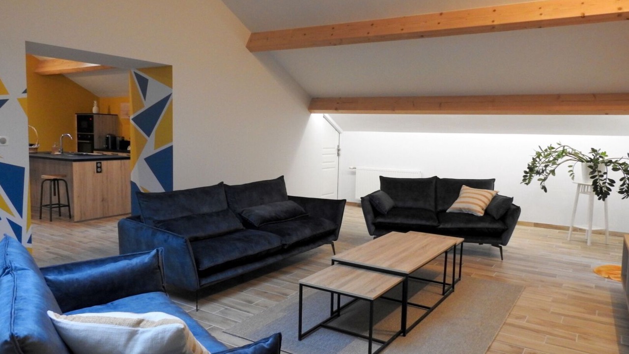 Photo of Livingroom in Colombey-les-deux-Eglises