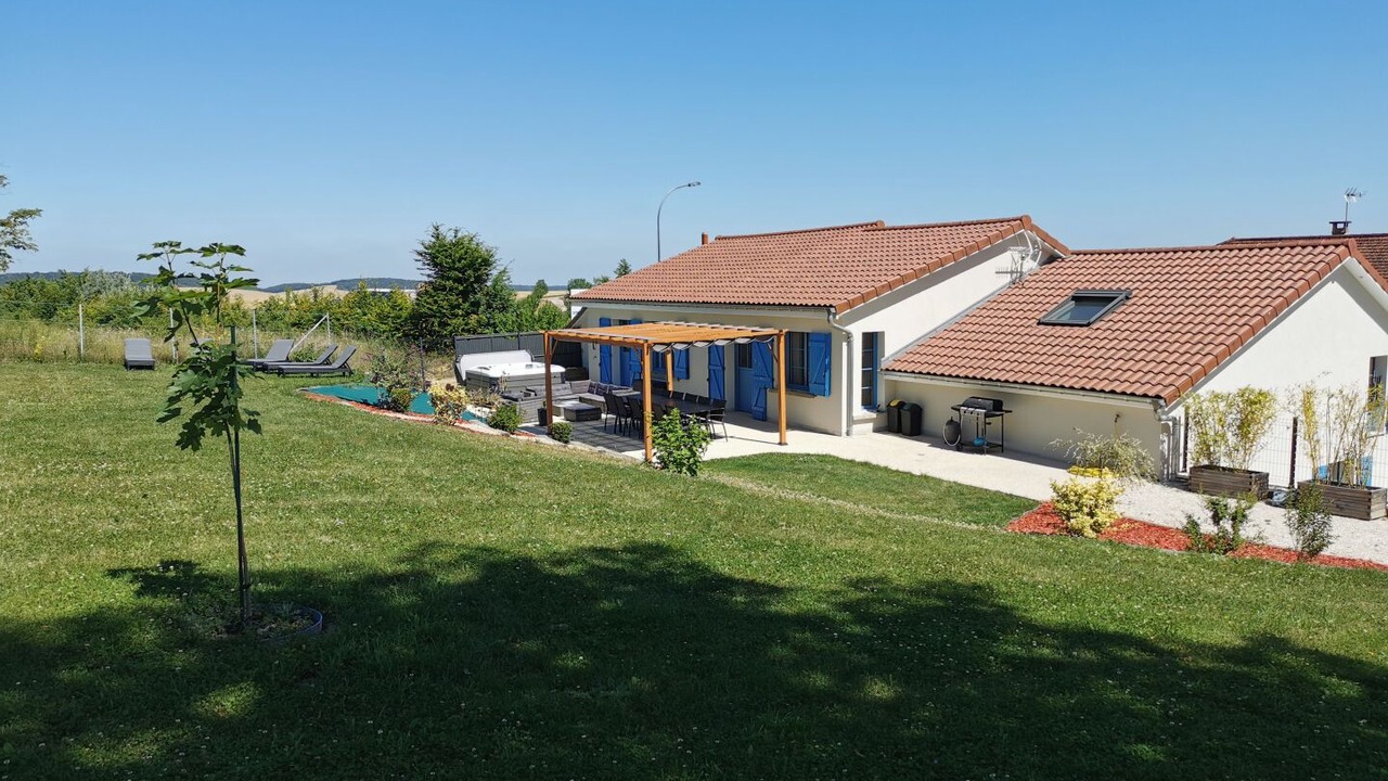 Photo of Outdoor in Colombey-les-deux-Eglises