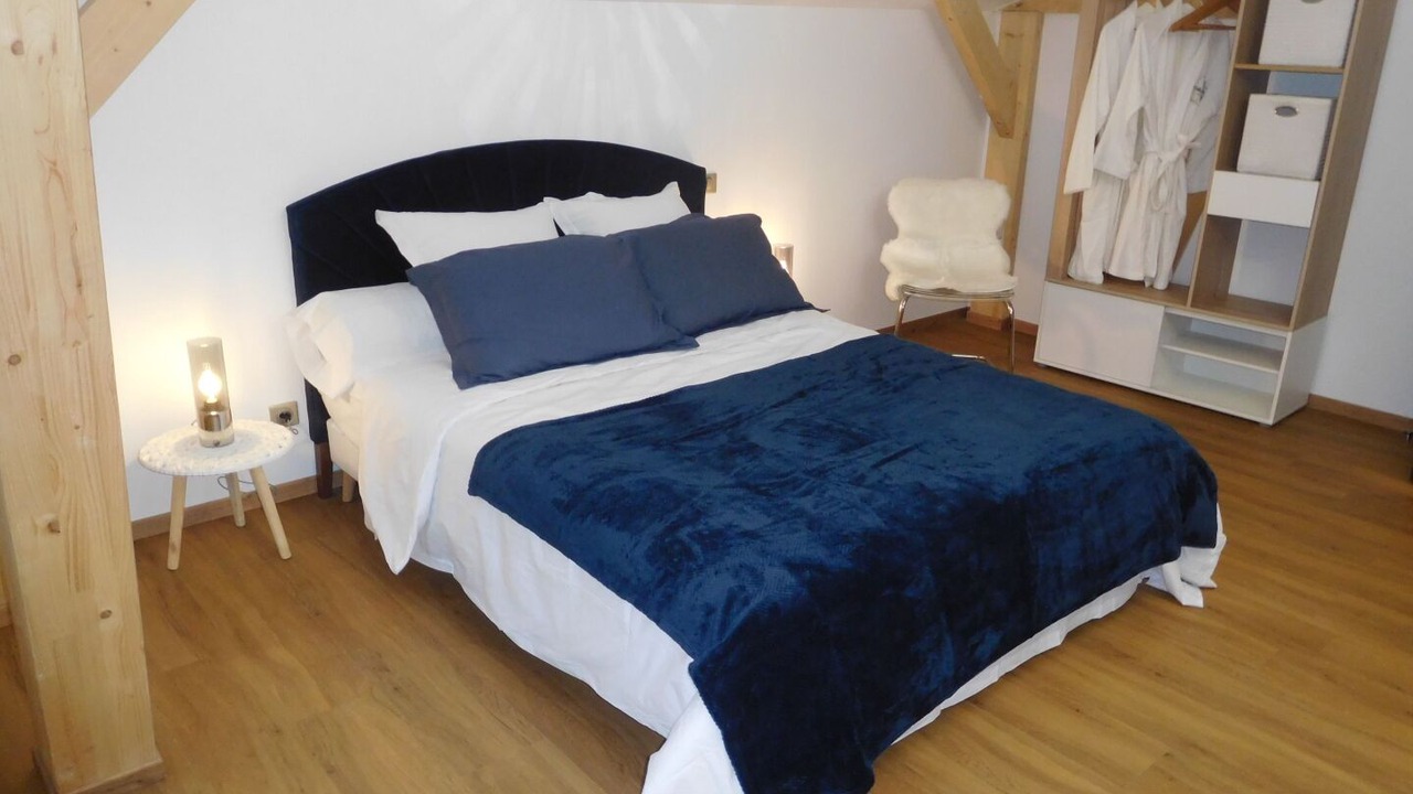 Photo of Bedroom in Colombey-les-deux-Eglises