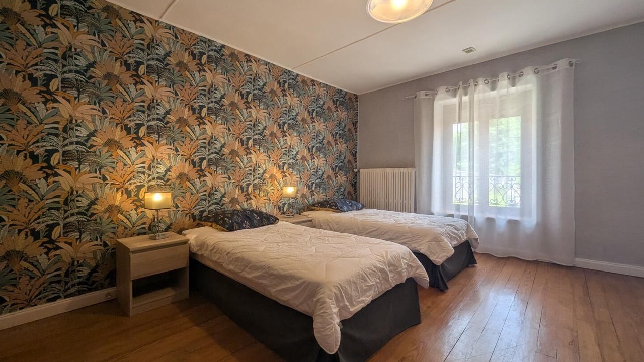 Photo of Bedroom in Saint-Blin
