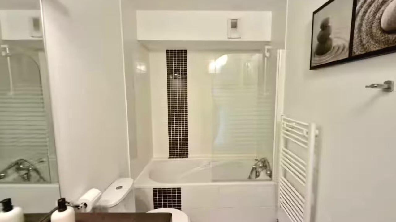 Photo of Bathroom in Sables-d'Or-les-Pins