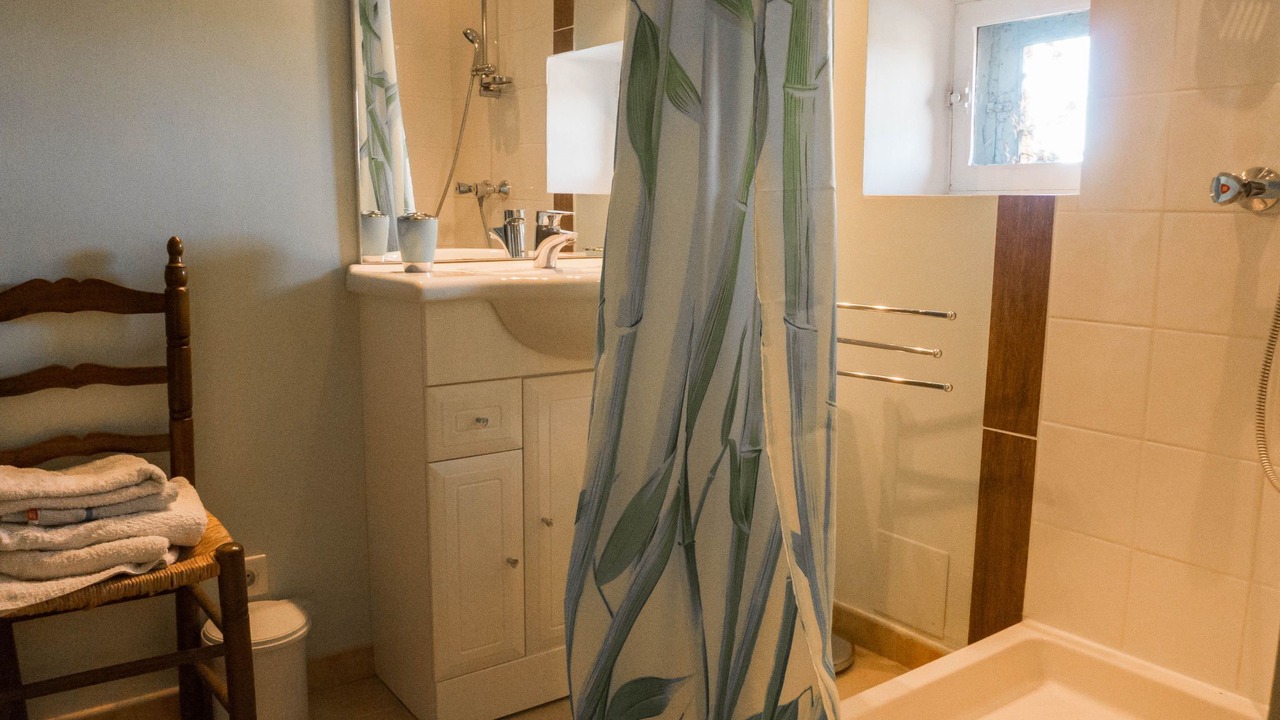 Photo of Bathroom in Montbrun-des-Corbieres