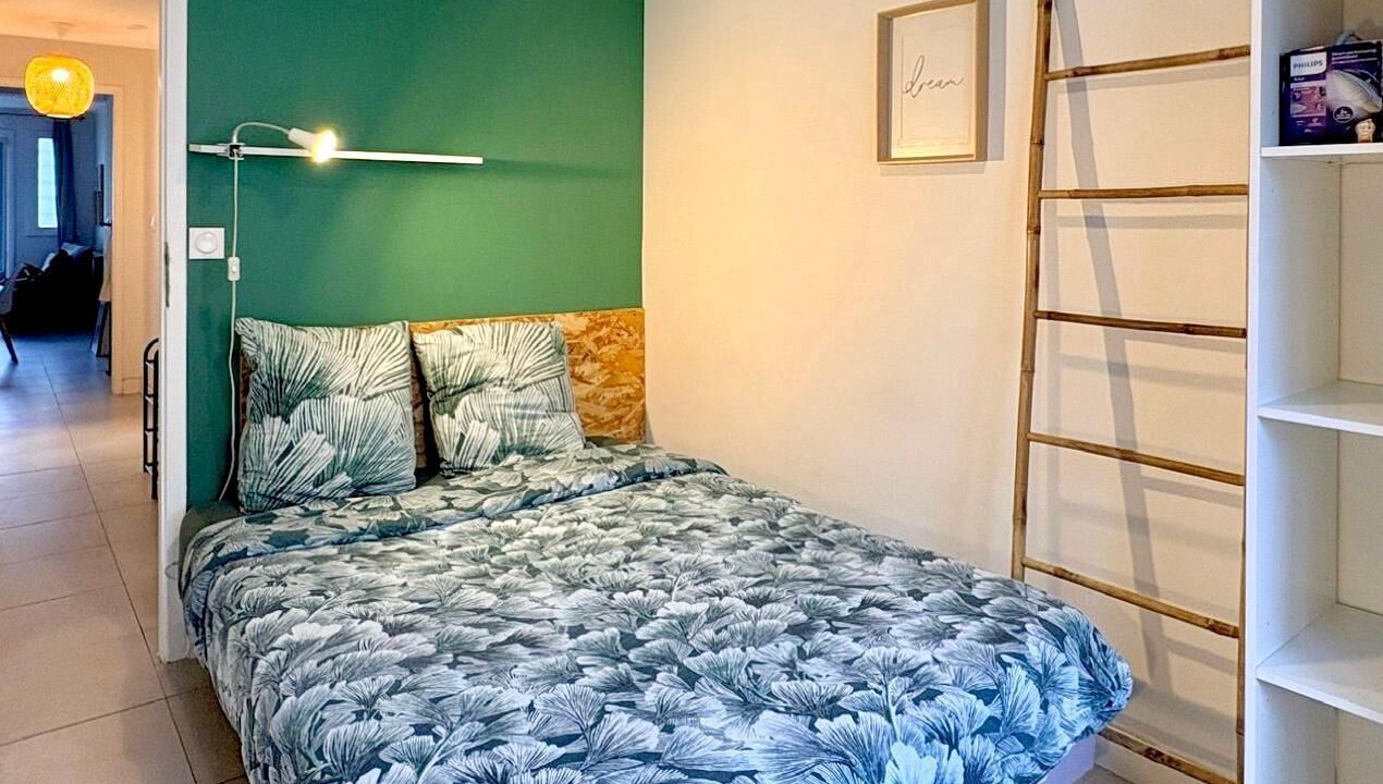 Photo of Bedroom in Faubourg