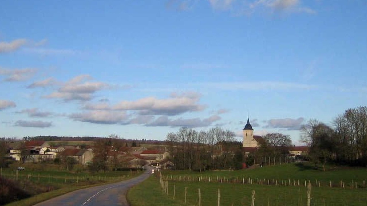 Photo of Others in Trampot