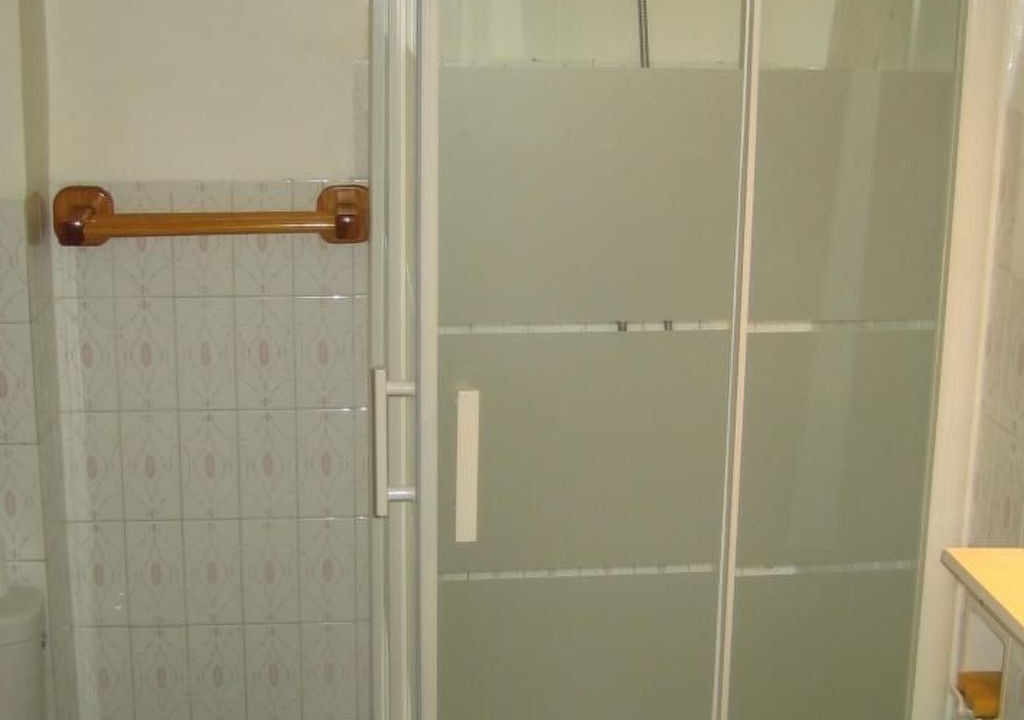 Photo of Bathroom in 4th Arrondissement